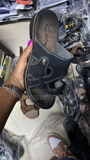Black' Men's Opens at 1200(40-45)