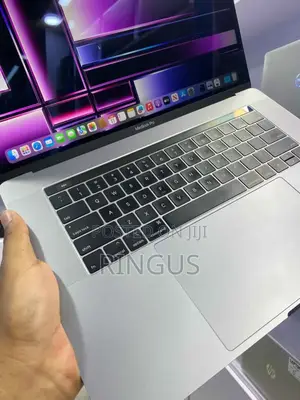 Laptop Apple MacBook Pro 2019 32GB Intel Core i7 SSD 512GB