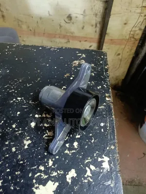 Fan Belt Tensioner Qr25 De(Nissan Navara 2014)