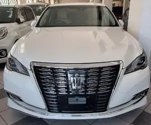 Toyota Crown 2018 Pearl