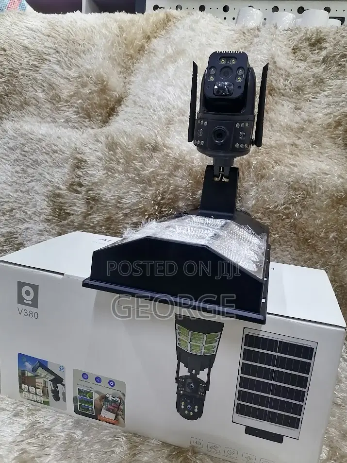 Stunning Image 4g Street Light With CCTV Camera