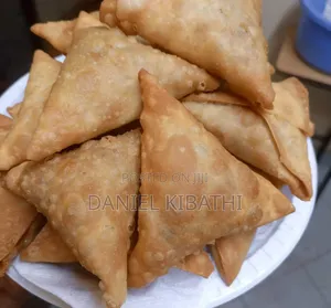 Precooked Beef Samosas And Samosa Pockets