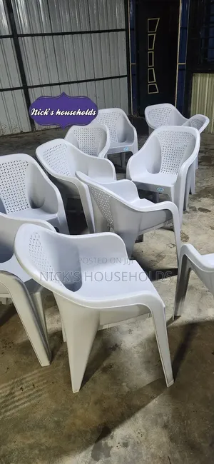 Social Halls Chairs, Plastic Chairs With Sturdy Legs