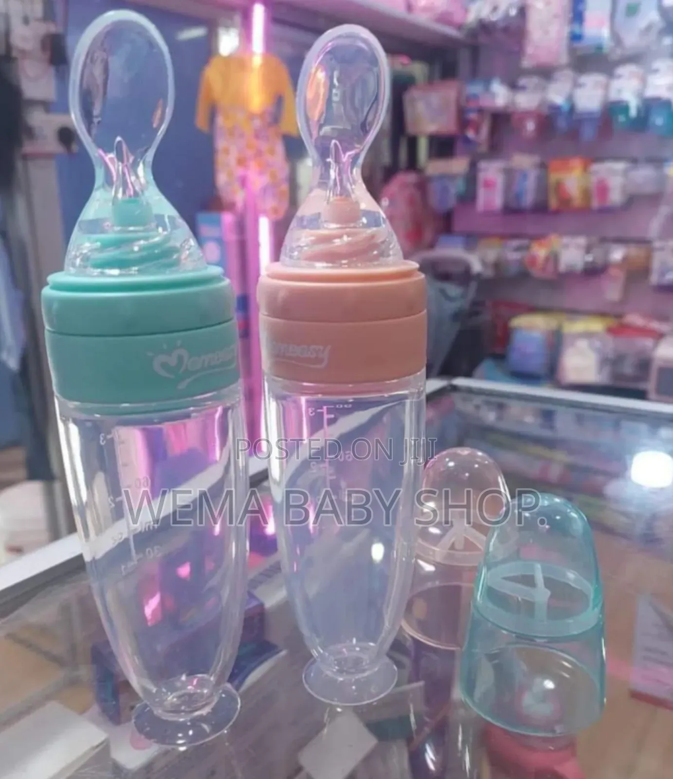 Momeasy Silicone Spoon/Squeeze Feeder