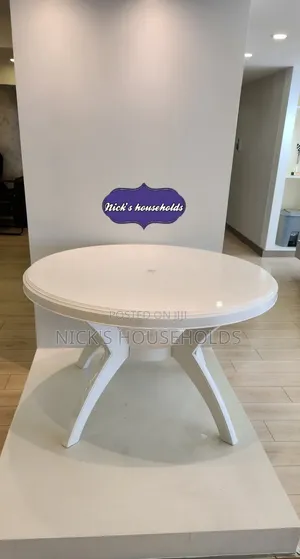 Extra Large Table/ Plastic Table With Consine Legs