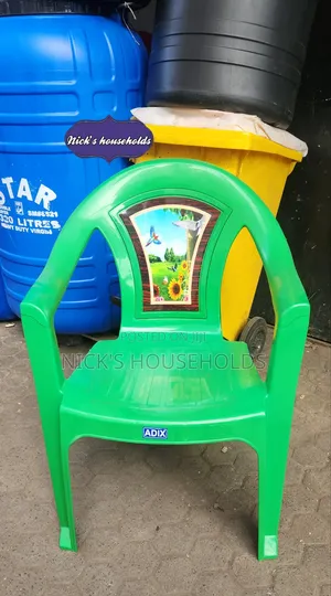 Green Plastic Chair (Chairs With Flowers Backrest)
