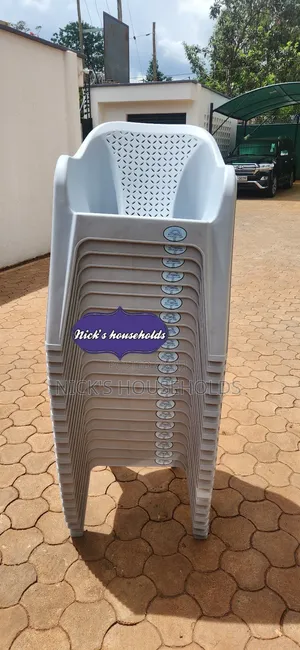 Plastic Chair (Adultschairs)
