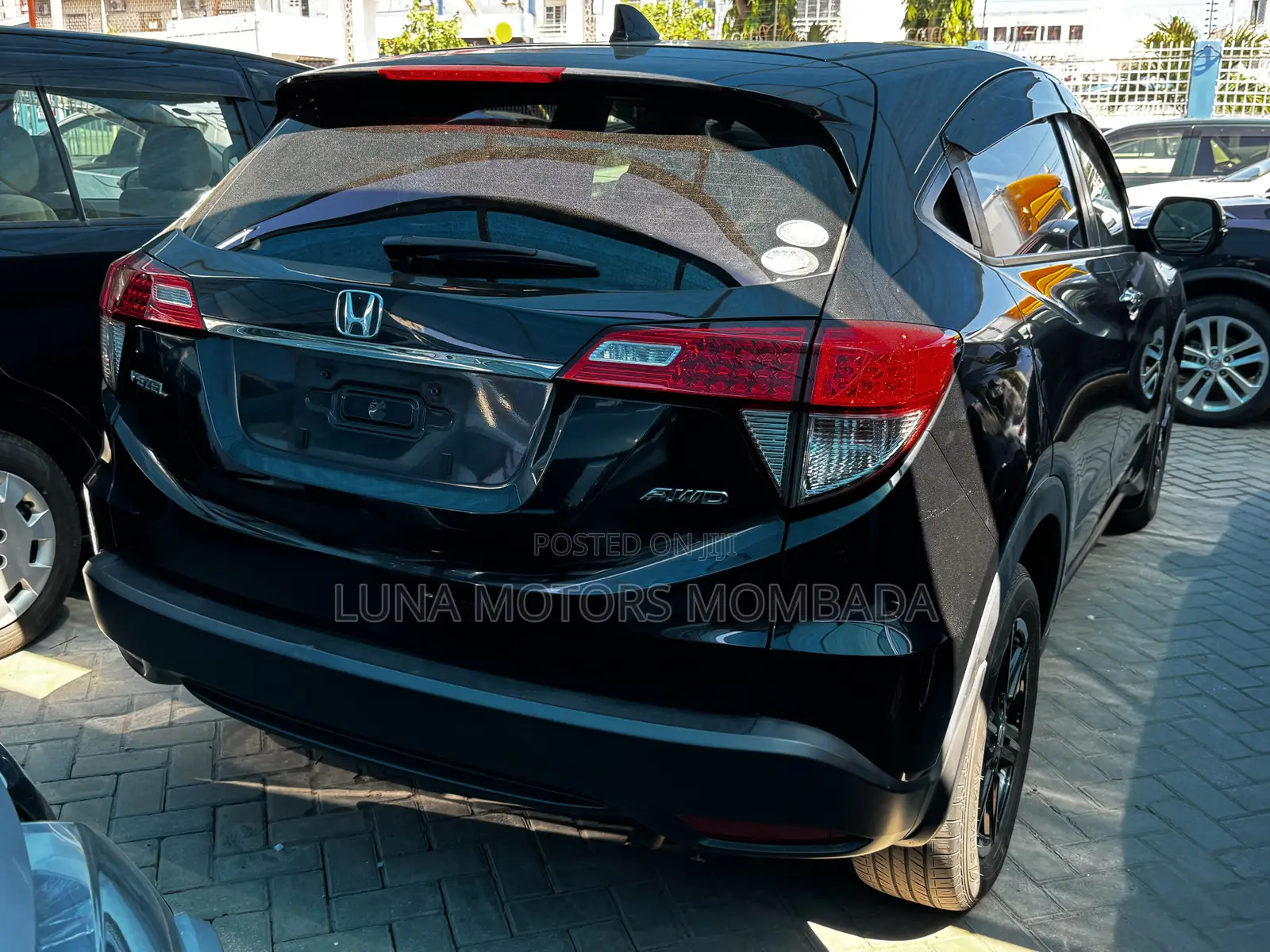 Honda Vezel 2018 Black