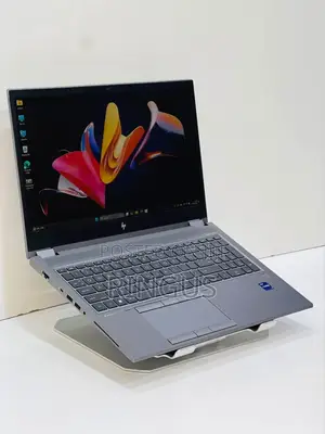 Laptop HP ZBook Firefly G8 32GB Intel Core I7 SSD 1T