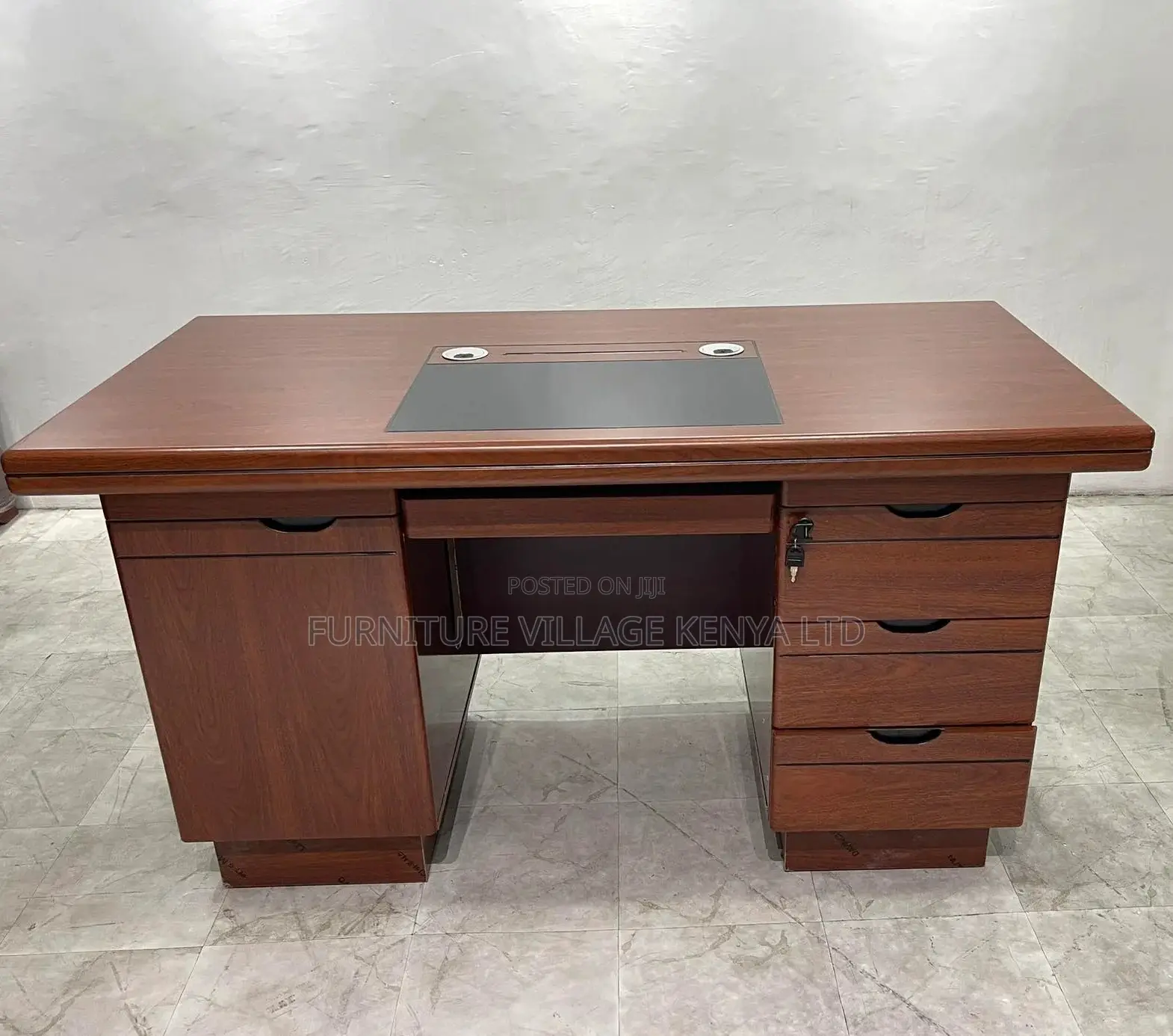 Office Table:1.4m Executive Writing Desk With Secret Storage