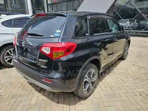 Suzuki Escudo 2017 Black