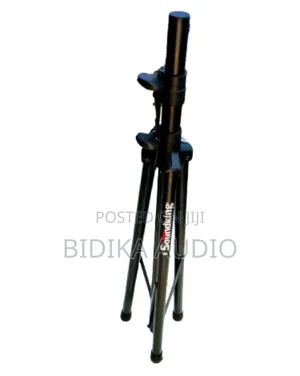 Soundking Heavy Tripod Speaker Stand