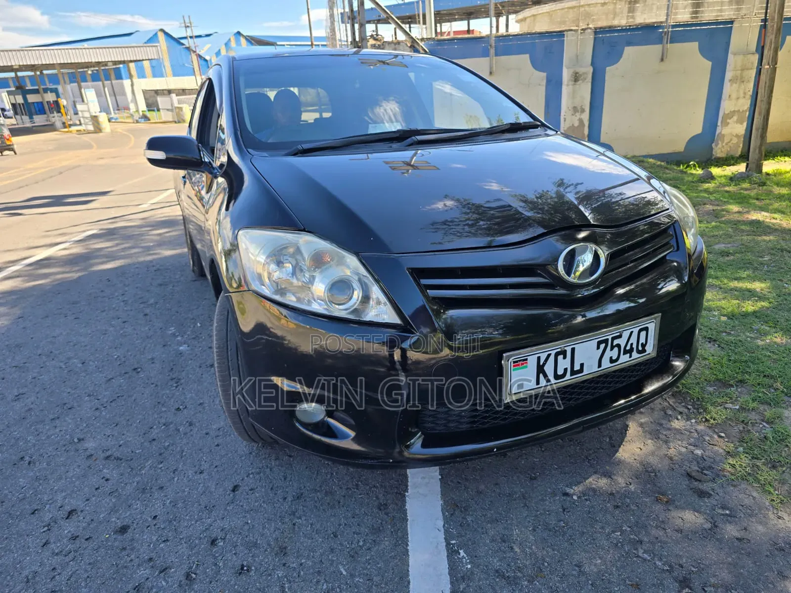 Toyota Auris 2012 Black
