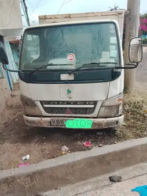 Mitsubishi Fuso Canter 2006 White