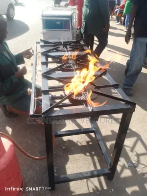 Commercial 3 Burner Gas Cooker