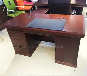 Office Tables: Modern Manager’S Office Work Desk (1200mm)