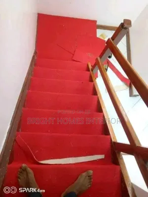 Red Carpet for Stairs It Withstands Being Walked On