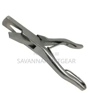 Universal Ear Notcher for Livestock Ear Notching