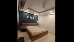 Studios Studios-Self Contained-Ensuite-Wif-Fridge-Hot Water