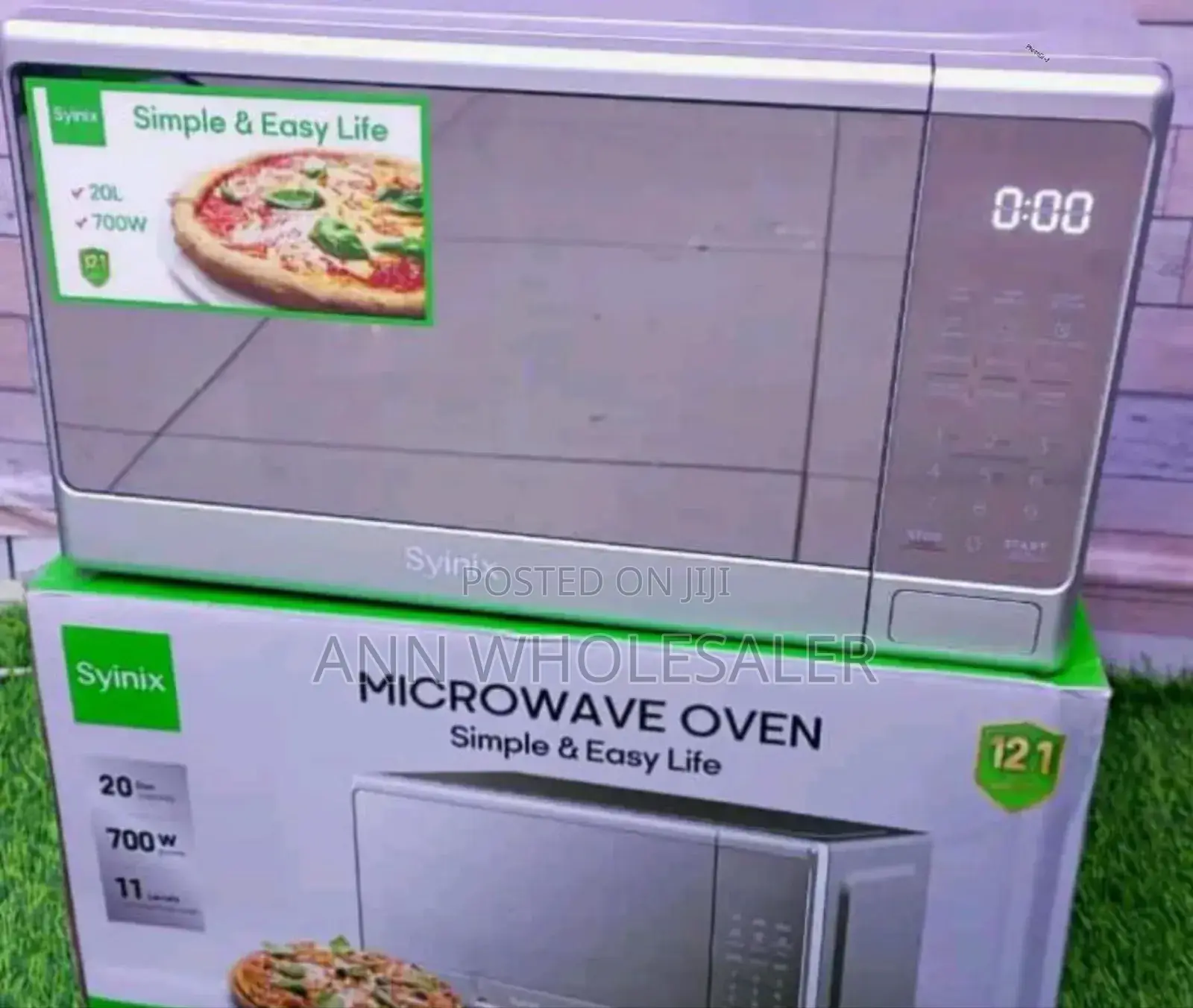 700,Watts Syinix -Digital Microwave