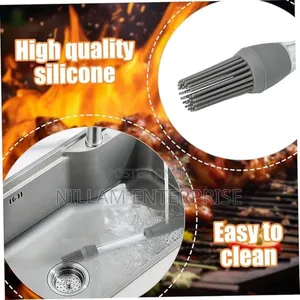*Silicone Multifunctional Pastry Oil Brush