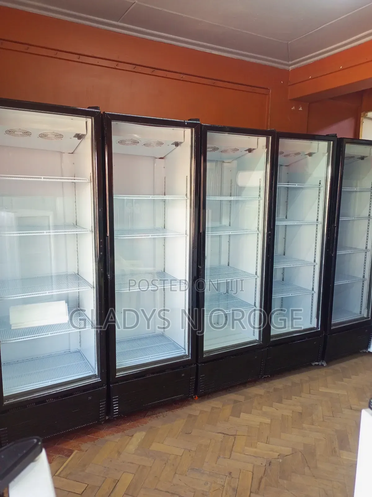 Show Case Fridge (600l)