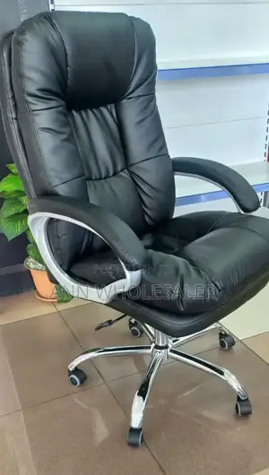 Comfy Office Managerial Chair