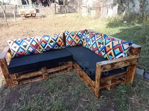 Corner 5 Seater Pallet Sofa