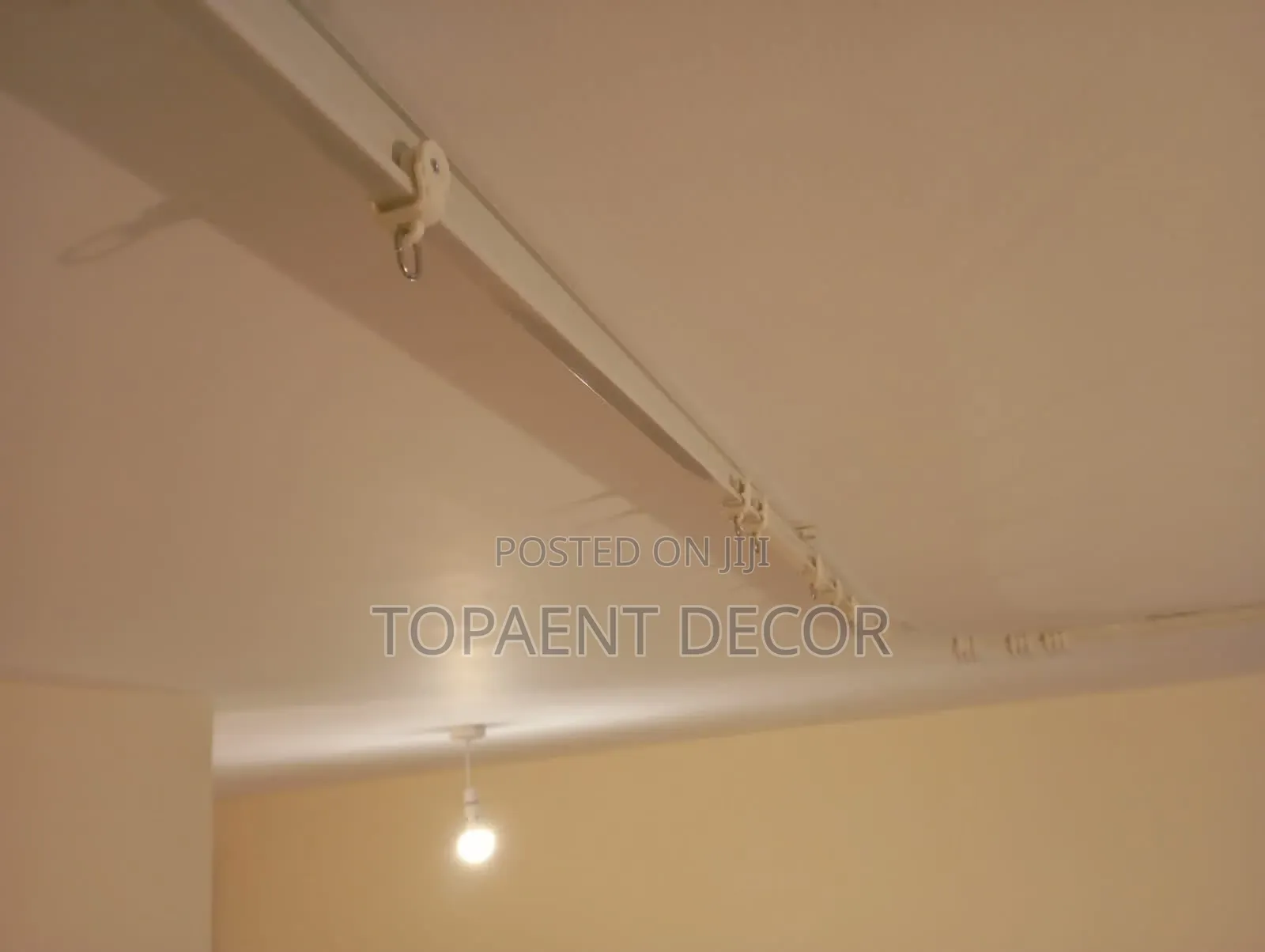 Modern Design Curtain Runners and Rails