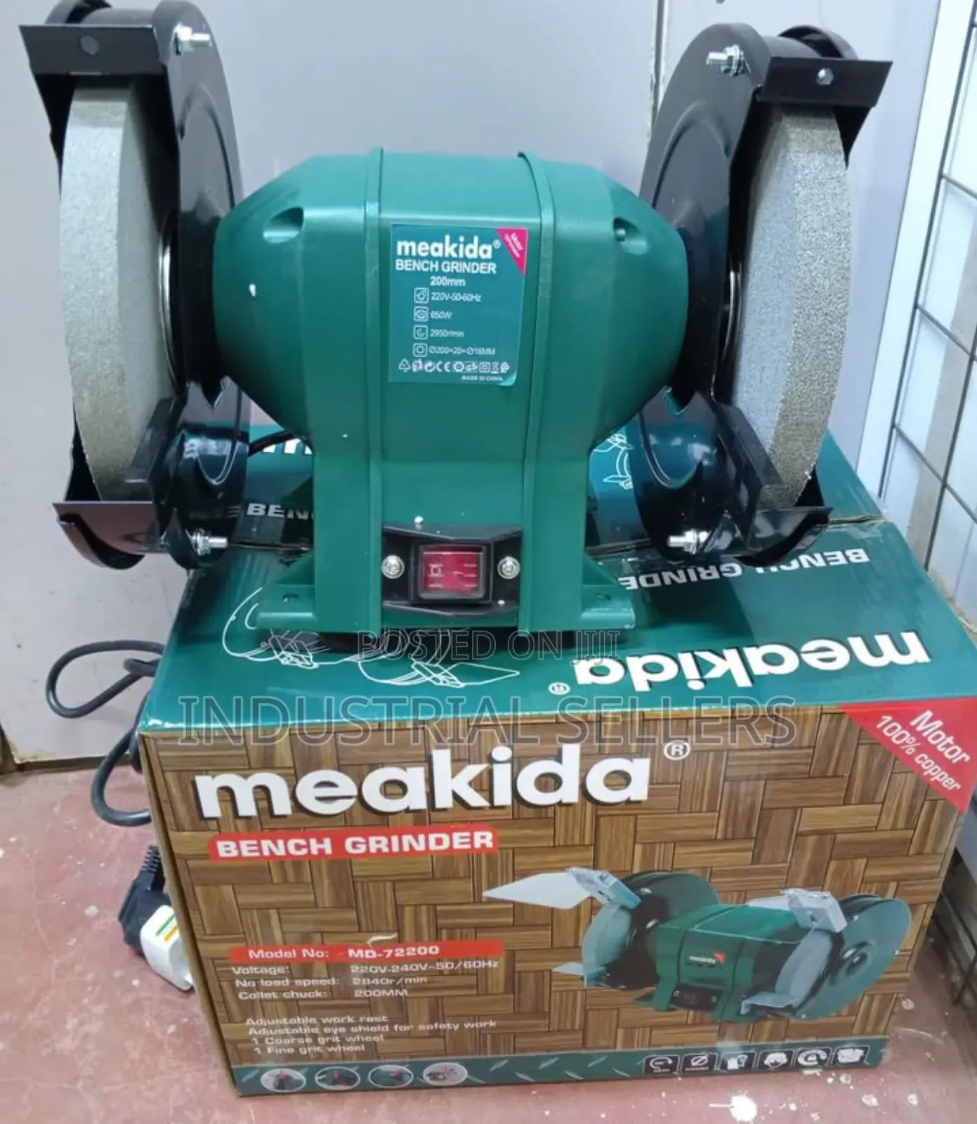 Professional 8" Meakida Bench Grinder