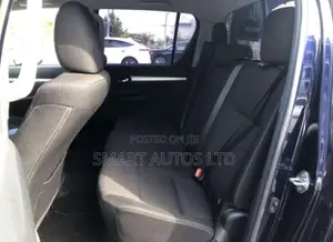 Toyota Hilux 2020 Blue