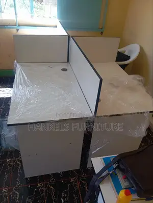 White Black 4 Way Workstation