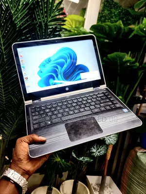 Laptop HP Pavilion X360 4GB Intel Core I3 HDD 500GB