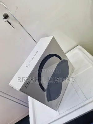 Green Brand New Airpods Max With a Smart Case