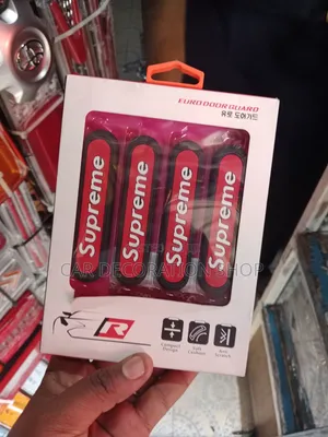 Supreme Red 4pcs Door Guard