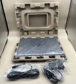 Laptop HP ZBook Firefly G8 32GB Intel Core I7 SSD 1T