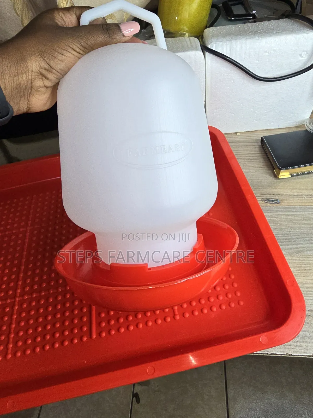 3.5 LTR Dome Shaped Farmbase Drinker
