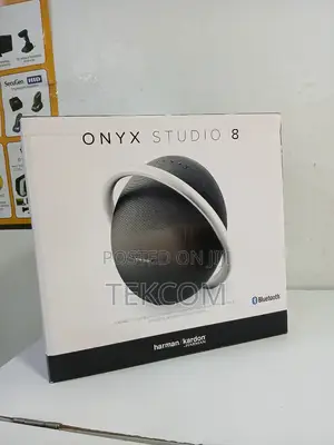 Harman Kardon Onyx Studio <><>< 8