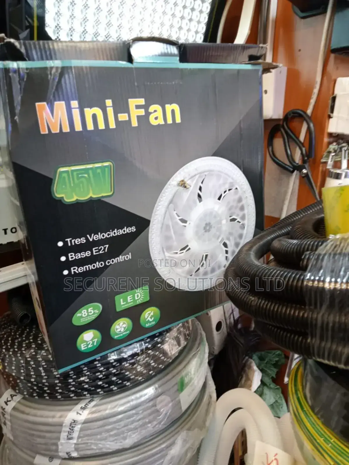 Mini-Fan" That Is 45w and Has Three Speeds