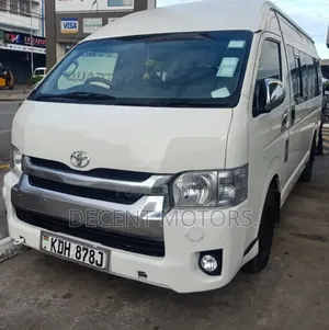 Toyota HiAce 2015 White