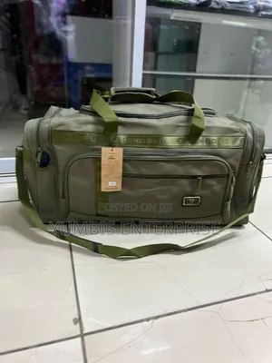 Green Canvas Travel Bags Large With Pockets 1800 Kes