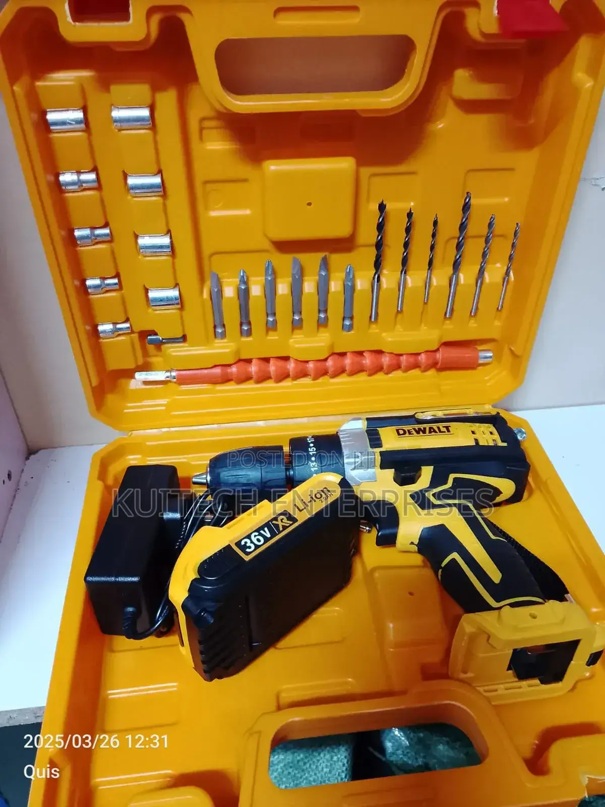 Dewalt Cordless Drill Machine/Rechargeable Drill 1 Battery