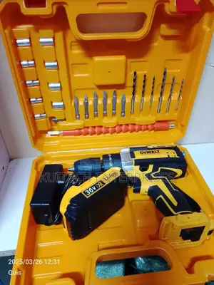 Dewalt Cordless Drill Machine/Rechargeable Drill 1 Battery