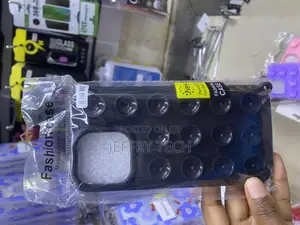iPhone 15 Pro Max Octobuddy Sticky Suction Silicone Case