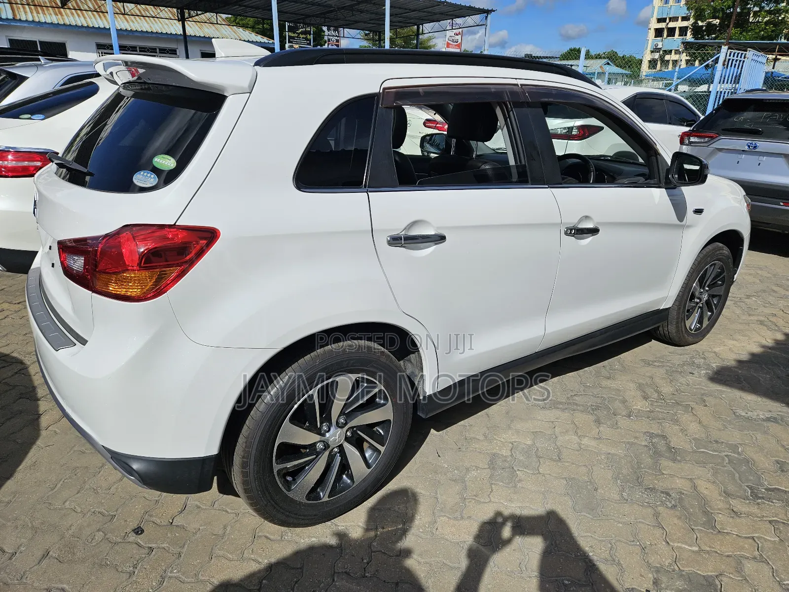 Mitsubishi RVR 2018 White