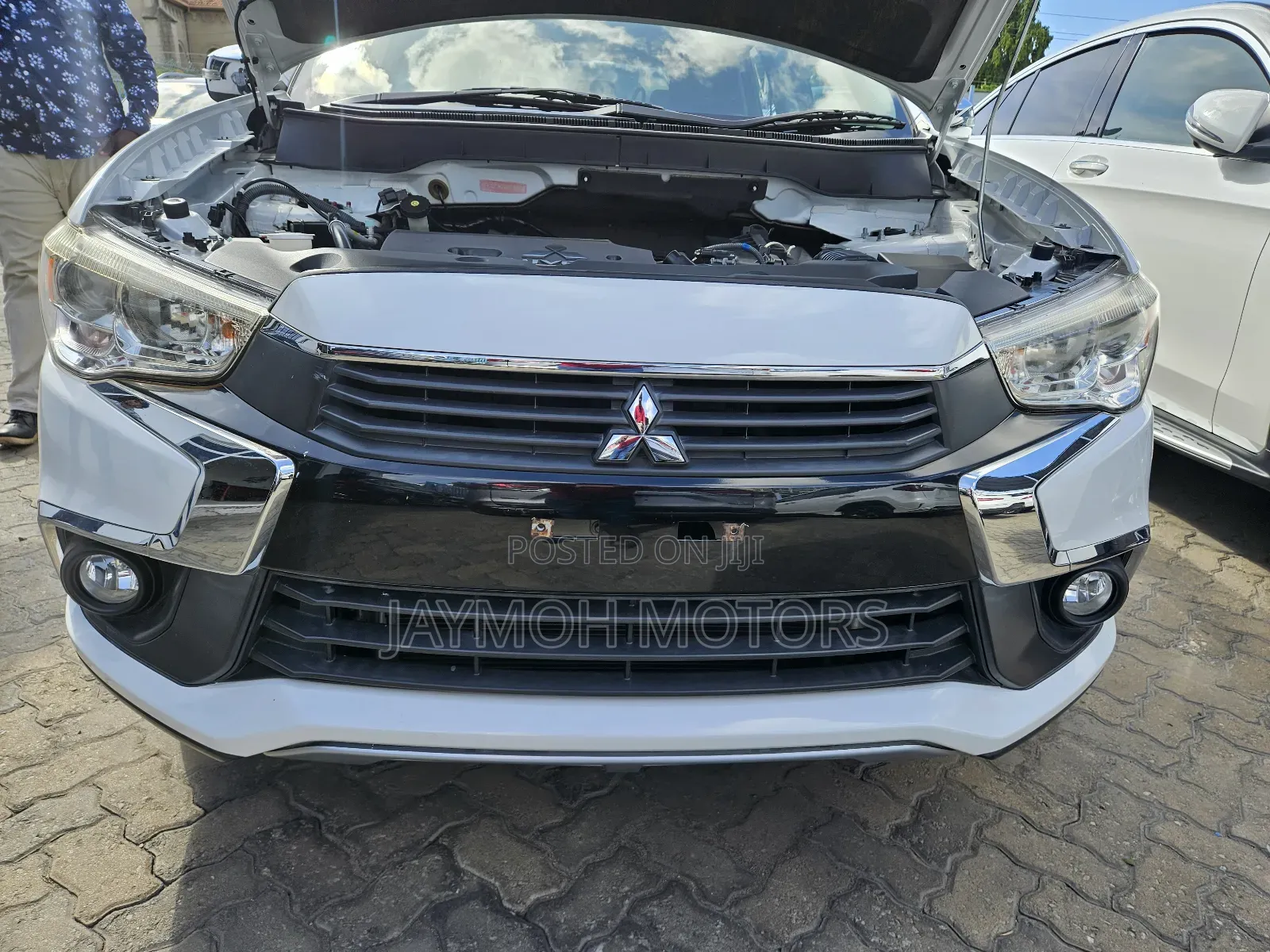 Mitsubishi RVR 2018 White