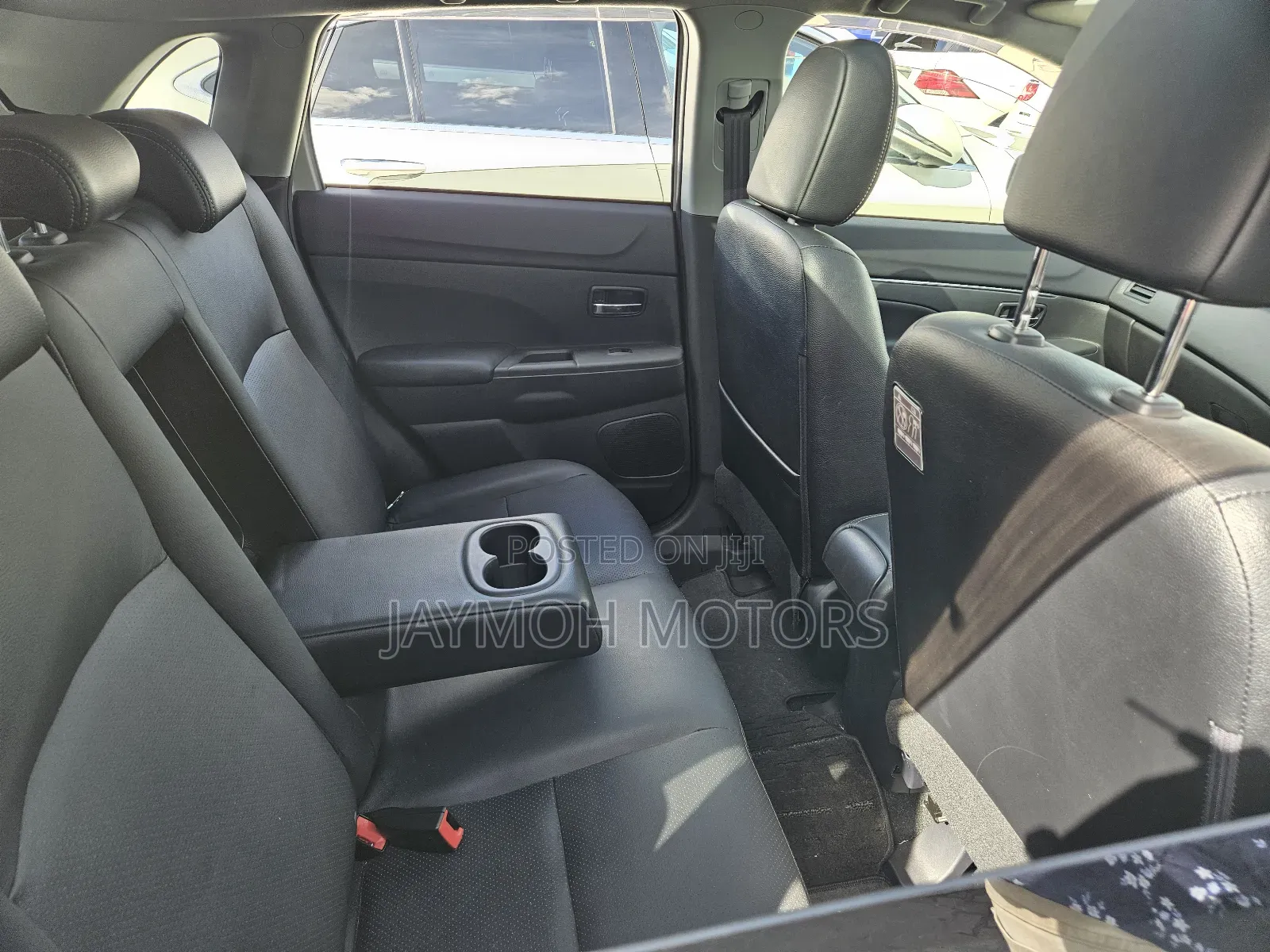 Mitsubishi RVR 2018 White