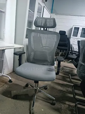 Elegant Vision High Back Office Chair With Headrest Gf4es