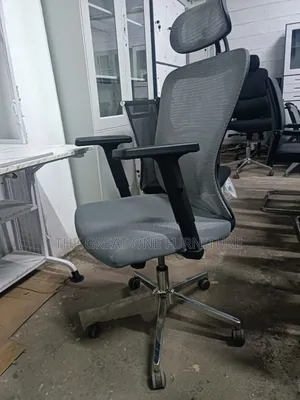 Unique Vision High Back Office Chair in Gray Qj6yf