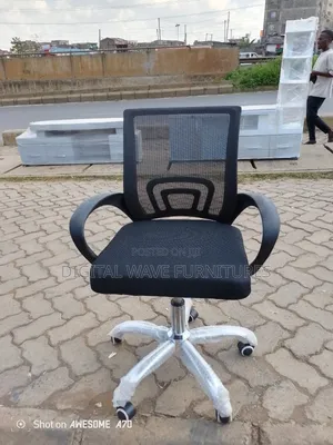 Black Comfortable Mesh Office Chair
